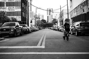 Homme à vélo, Wynwood Miami