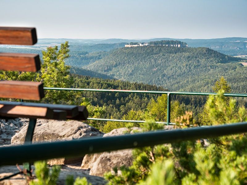 Lampertstein, Sächsische Schweiz - Bank und Festung Königstein von Pixelwerk