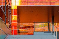 Orangefarbenes Gebäude