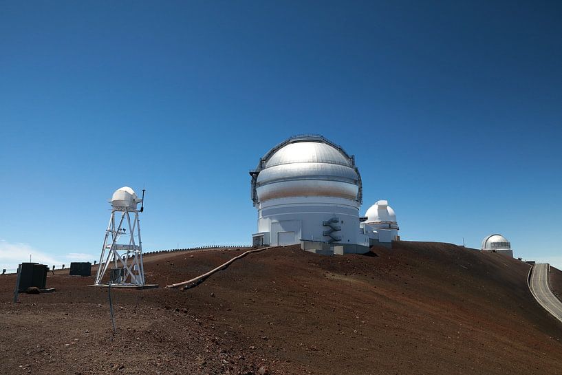 Mauna Kea telescopes , Big Island, Hawaii,USA by Frank Fichtmüller