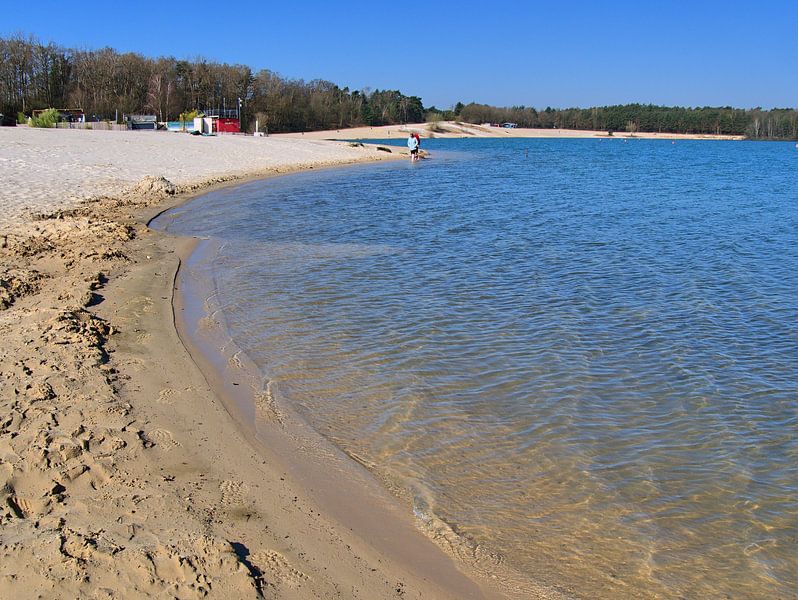 Promenade sur la plage par Edgar Schermaul