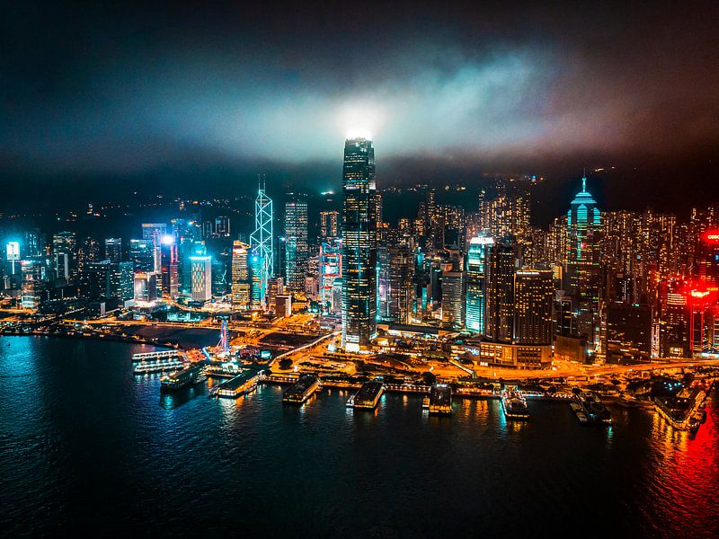 Hong Kong Nights by Truckpowerr