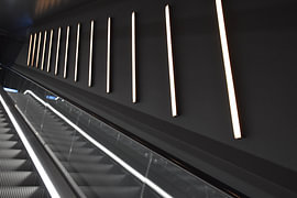 Escaliers roulants au Forum