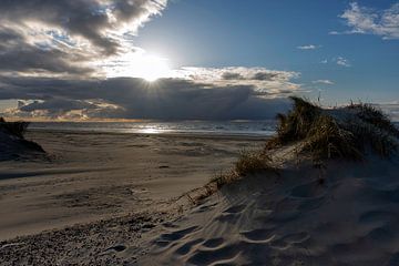 Ameland aan het strand van Humphry Jacobs