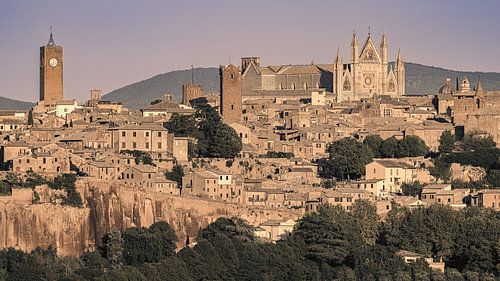 Sunset over Orvieto, Italy by Henk Meijer Photography