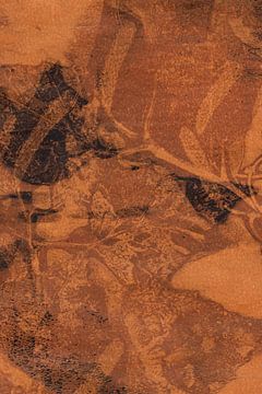 Wabi-sabi abstract botanisch in rijke terracotta van Dina Dankers