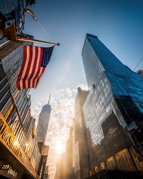 Departure into the light by fernlichtsicht