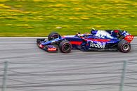 Carlos Sainz Jr. in actie tijdens de Grand-Prix van Oostenrijk 2017 van Justin Suijk thumbnail