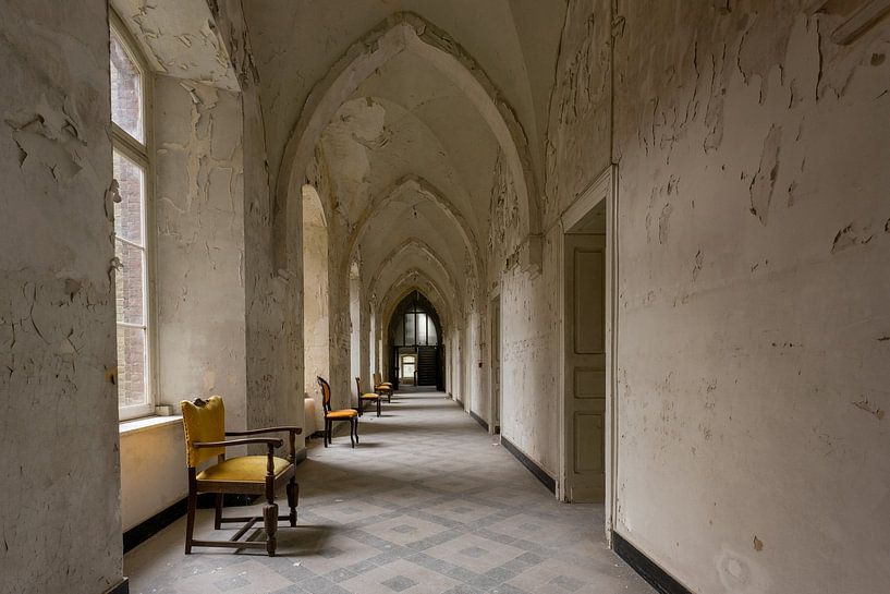 Monastic life by Ecarna