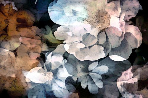 Antieke herfstbloemen in aardse kleuren