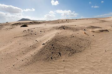 Zandduinen op Fuerteventura van Peter de Kievith Fotografie