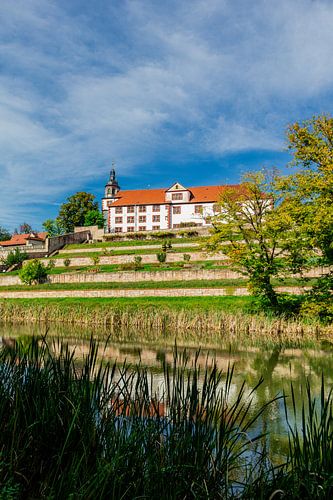 Kasteel Wilhelmsburg in herfstig licht