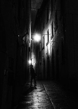Straßenfotografie Italien - Nacht in Barga