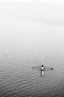 Canoéistes sur une rivière tranquille