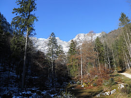 Vue sur la brèche de Mittagsscharte de l'Untersberg sur Helmut Martin - The Art of Stone - Steinkunst & Photographie