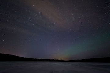 Lapland, touch of Northern Lights van Leon Doorn