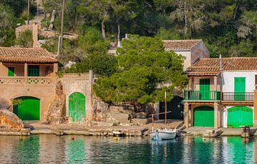 Traditional old fishing village of Cala Figuera on Mallorca by Alex Winter