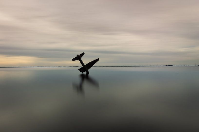 Monument in Harderwijk for fallen airmen by Patrick Verhoef