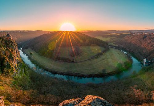 Lahnlus bij de Gabelstein contrasterend