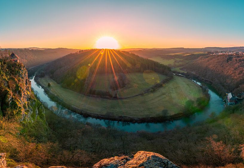 Lahn loop at the Gabelstein contrasting by Christian Klös