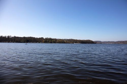Impressies van het Baldeney-meer in Essen, Duitsland