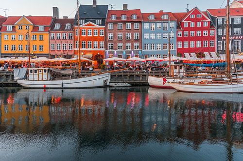 Copenhagen - The coloured houses of Nyhavn (0136)