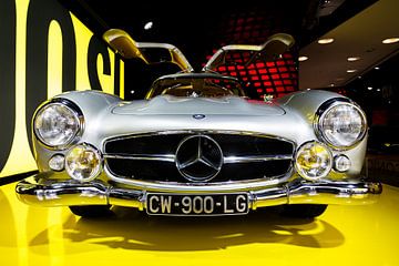 Mercedes Benz 300SL Coupe Flügeltürer niedrig von Dennis van de Water