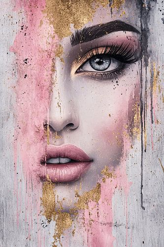 Abstract portret met gouden accenten