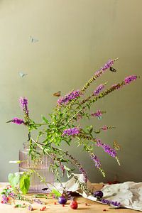 Stilleben 'Feldblumenstrauß Flieder