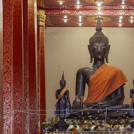 Buddha im Wat Ong Teu von Walter G. Allgöwer