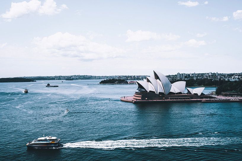 Sydney by Hello Pompoyo
