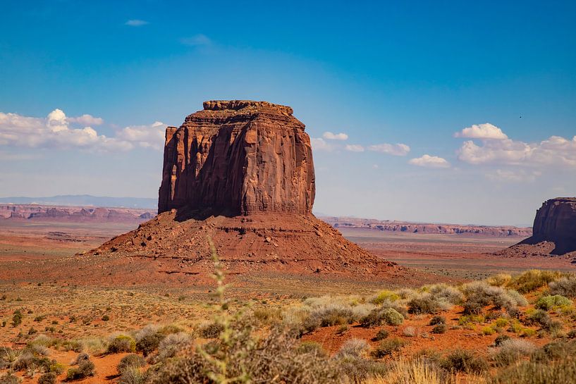 Monument Valley Navajo Tribal Park, Arizona USA by Gert Hilbink