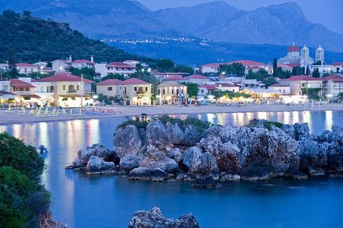 Mediterraans dorpje aan zee