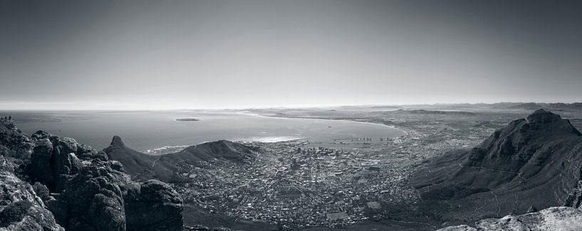 Kaapstad vanaf de Tafelberg van Eric van den Berg