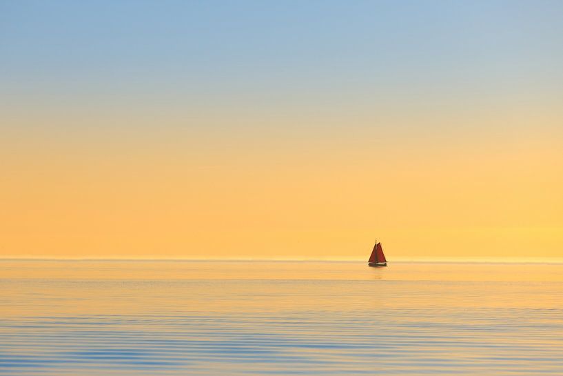 A sailing ship on the IJsselmeer during sunset by Bas Meelker