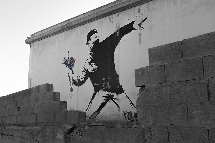 Tirannie zelf sensor Banksy 'Rage' / 'Flower Thrower' graffiti kunstwerk van Sander Jacobs op  canvas, behang en meer