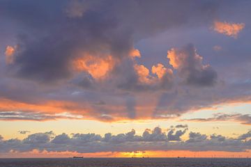 Duin, strand en zee aan de Hollandse kust van Dirk van Egmond