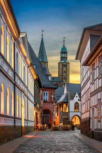 Oude binnenstad van Goslar, Duitsland bij nacht