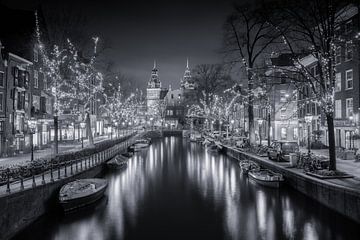 Amsterdam Spiegelgracht in de Avond Zwart-Wit van Niels Dam