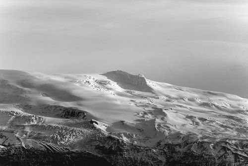 Montagne Islande Silence intemporel en noir et blanc