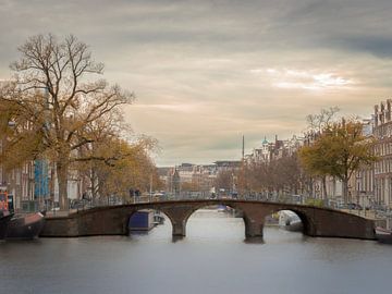 Amsterdam aan de Amstel van Suzan Brands