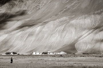 'The wall' Een bijzondere bergwand in Ladakh van Affect Fotografie