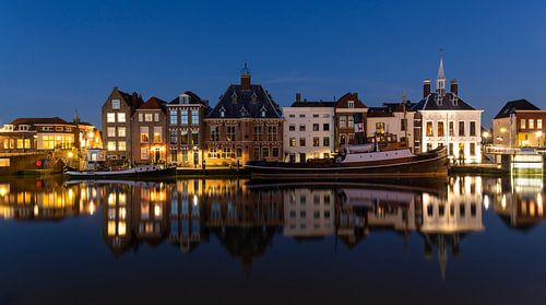 Maassluis Haven bij Nacht