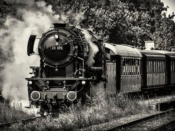 Locomotive à vapeur 23076 sur Rob Boon