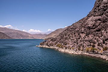 Reservoir in de Elqui Vallei, Chili van Thomas Riess