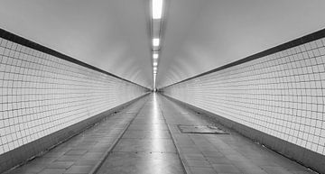 Tunnel St. Anna à Anvers sur MS Fotografie | Marc van der Stelt