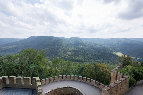 Blick von der Burg auf die Berge