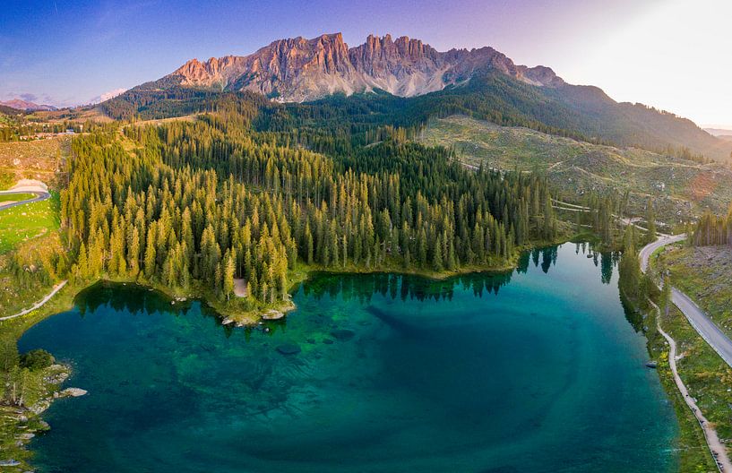 Karersee in bird's-eye view by Tom Smit