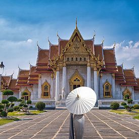 Marble temple Bangkok by Bernd Hartner