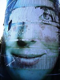 Marianne Thieme vous observe encore ! sur MoArt (Maurice Heuts)